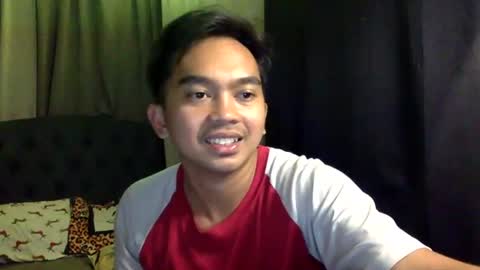 Snapshot of yourfantasyboyjr chatting on July 8, 2026, 5:06 pm i am your dream boy JR online show from July 8, 2026, 5:06 pm