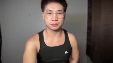 yourfantasyyy_ online show from March 11, 2025, 10:09 pm