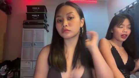 yourfantasyyy_ online show from April 13, 2026, 10:21 am