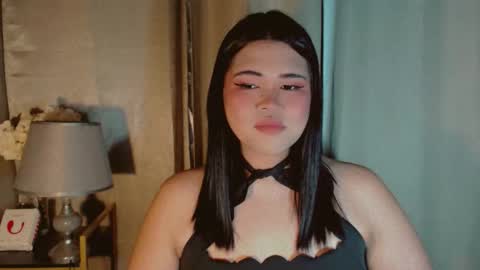 Jessica online show from October 8, 2025, 2:42 am