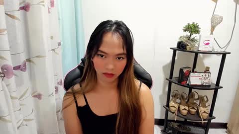 Alexia online show from December 2, 2024, 4:42 pm
