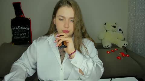 yourgem__ online show from March 6, 2025, 11:20 pm