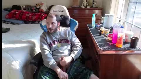 Snapshot of yourhighnessthis9inch chatting on February 16, 2026, 8:05 pm Sh online show from February 16, 2026, 8:05 pm