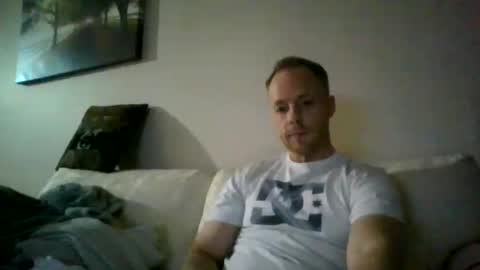 yourlove8523 online show from May 3, 2026, 6:19 am