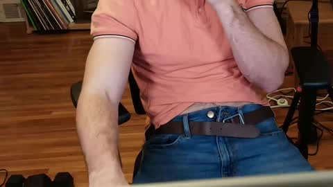 Snapshot of yourloyalpuppy chatting on December 2, 2024, 5:59 am yourloyalpuppy online show from December 2, 2024, 5:59 am