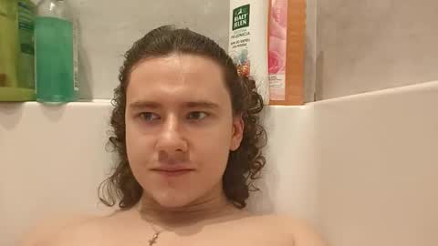 Snapshot of yourpantyhosesla_ve chatting on November 8, 2025, 1:06 am Nylon slave online show from November 8, 2025, 1:06 am