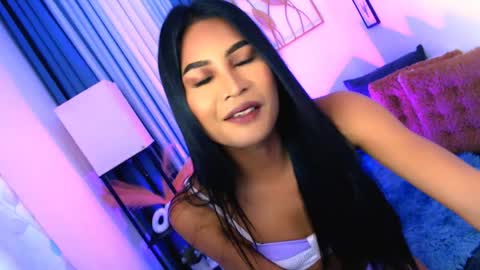 yourprettybella_ts online show from April 11, 2026, 5:34 am