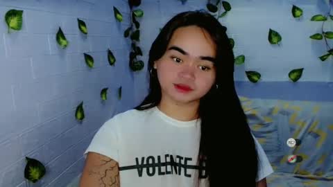 Snapshot of yourprincessthea chatting on February 28, 2025, 1:58 pm yourprincessthea online show from February 28, 2025, 1:58 pm