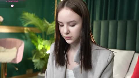 yours fetish mary online show from March 11, 2026, 5:35 am