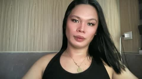 yourseductive_jem online show from July 7, 2026, 3:53 am