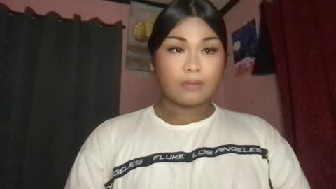 yourseductivecrixtin online show from June 26, 2026, 4:44 pm