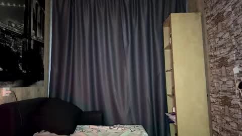 Selene online show from September 18, 2025, 5:09 am