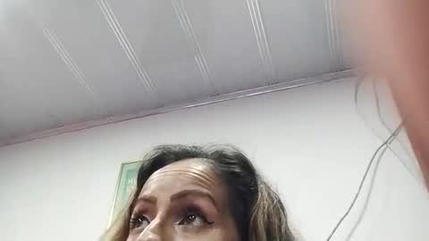 Snapshot of yoursexymature2024 chatting on February 24, 2025, 5:33 am yoursexymature2024 online show from February 24, 2025, 5:33 am