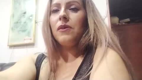 Snapshot of yoursexymature2024 chatting on March 6, 2025, 5:14 am yoursexymature2024 online show from March 6, 2025, 5:14 am