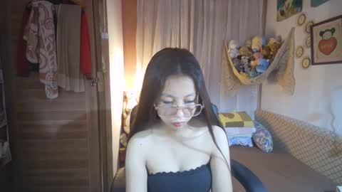 Snapshot of yourshy_cess chatting on May 19, 2026, 12:27 am Cess online show from May 19, 2026, 12:27 am