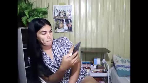 Snapshot of yoursubmissive_larah chatting on May 16, 2026, 1:54 pm yoursubmissive_larah online show from May 16, 2026, 1:54 pm