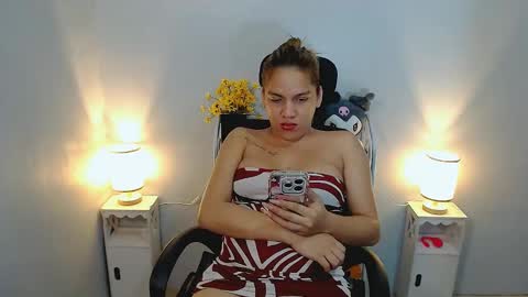 Snapshot of yoursweetangelxxx chatting on February 5, 2025, 7:07 am YourDreamgirl  online show from February 5, 2025, 7:07 am