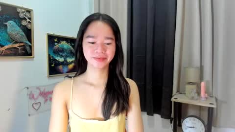 yourtinybunny online show from June 29, 2026, 10:48 am