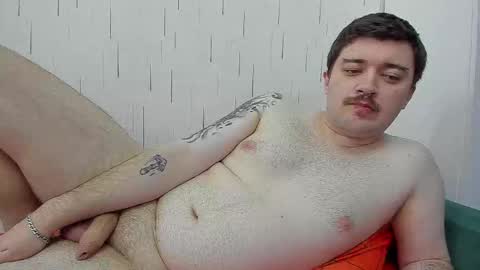 Snapshot of yourtotoro chatting on September 25, 2025, 2:54 pm Mike online show from September 25, 2025, 2:54 pm