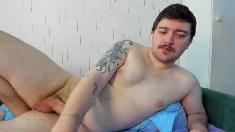 Snapshot of yourtotoro chatting on October 6, 2025, 8:56 am Mike online show from October 6, 2025, 8:56 am