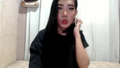 yourwife_material99 online show from April 6, 2026, 5:19 am