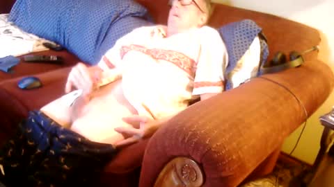 ytsim58 online show from January 7, 2025, 6:56 pm