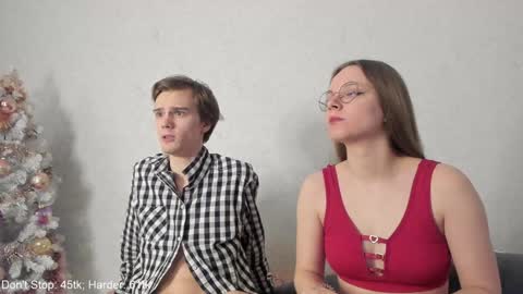 Yue Lang and Samm online show from December 30, 2024, 8:04 pm