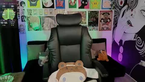    rawr   Anne Independent model      online show from February 28, 2026, 4:35 am