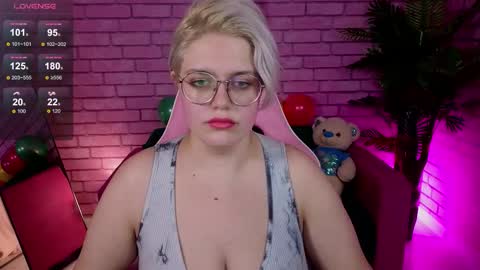 Snapshot of yukiohara chatting on November 26, 2025, 10:49 am Yuki online show from November 26, 2025, 10:49 am