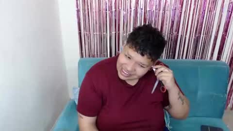 yul and val couple online show from January 16, 2026, 12:42 pm