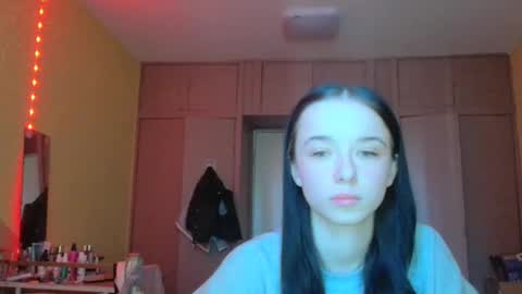 Yuliia online show from April 15, 2026, 5:36 am