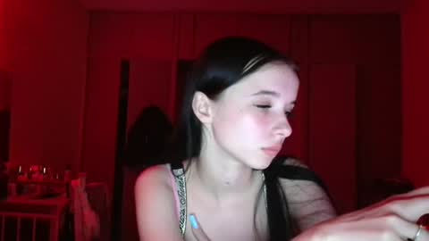 Yuliia online show from April 18, 2026, 7:07 pm