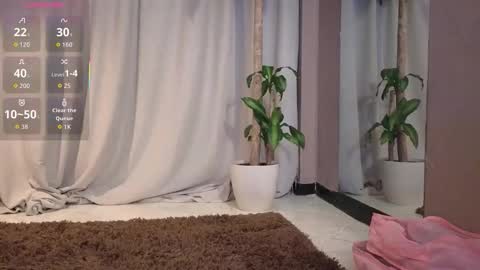 yuliethpetite online show from February 11, 2026, 11:26 am