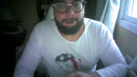 yulius_7 online show from October 30, 2025, 7:54 am