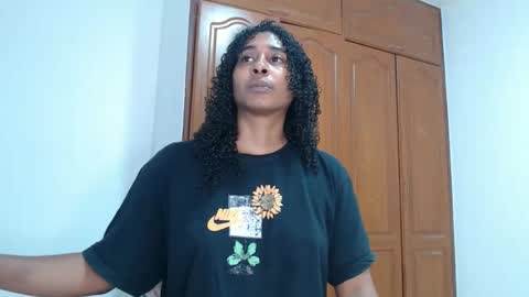 yumchocolate777 online show from February 18, 2026, 3:24 am