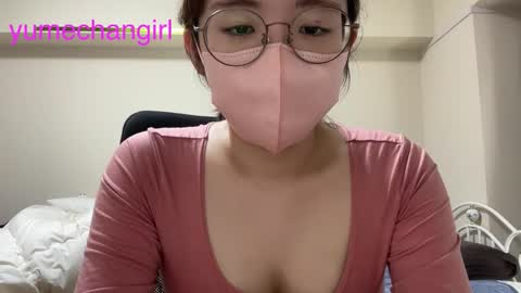 Snapshot of yumechangirl chatting on October 9, 2025, 3:04 am YumechangirlAnime Fan    online show from October 9, 2025, 3:04 am