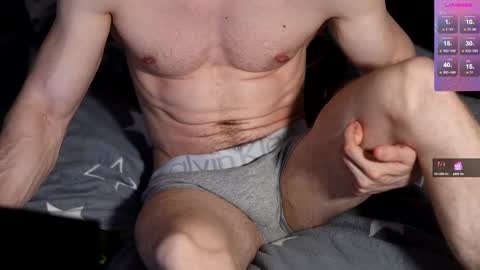 Snapshot of yummy_777 chatting on February 14, 2025, 7:02 pm ShyMan online show from February 14, 2025, 7:02 pm