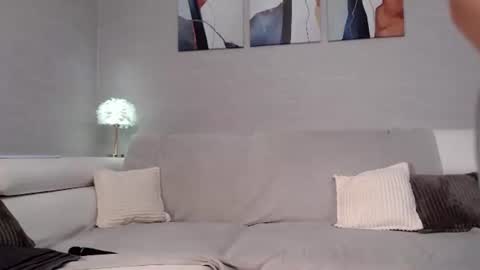 Snapshot of yummy_blonde chatting on July 3, 2026, 10:10 am you babe online show from July 3, 2026, 10:10 am