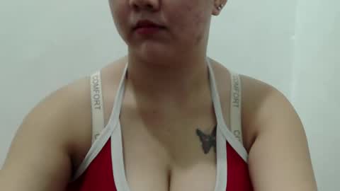 Snapshot of yummy_tits23xx chatting on May 20, 2026, 10:54 am yummy_tits23xx online show from May 20, 2026, 10:54 am