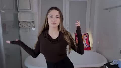 Snapshot of yummyemiily chatting on March 2, 2026, 4:47 pm Emily online show from March 2, 2026, 4:47 pm