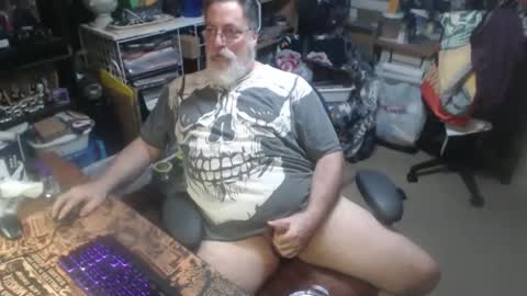 Snapshot of yummyflguy chatting on April 29, 2026, 12:48 am yummyflguy online show from April 29, 2026, 12:48 am
