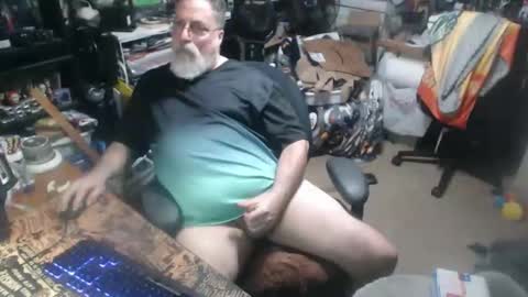 yummyflguy online show from June 4, 2026, 10:49 pm