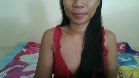 Snapshot of yuna_05 chatting on June 19, 2026, 3:49 pm yuna_05 online show from June 19, 2026, 3:49 pm