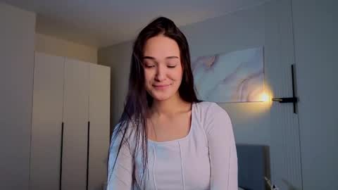 Yuna 3 online show from April 8, 2026, 3:28 am