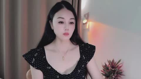 YunEr online show from May 28, 2026, 3:15 am