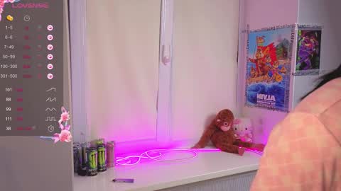 Snapshot of yung_leana chatting on November 18, 2025, 8:24 pm yung_leana online show from November 18, 2025, 8:24 pm