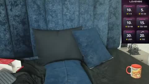 yunkeyc online show from May 25, 2026, 1:22 am