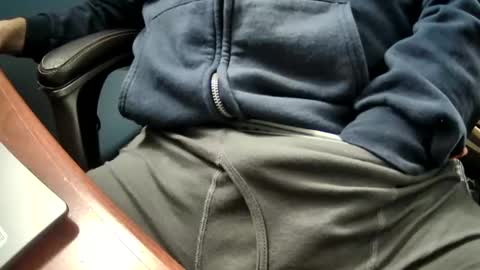 yuppers1234 online show from January 13, 2025, 5:33 pm