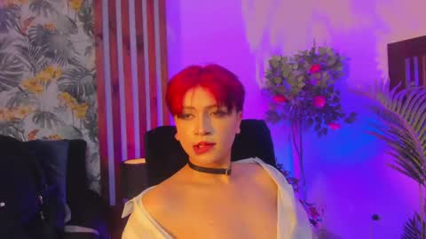 Snapshot of yuri_kay chatting on May 5, 2026, 10:18 pm Yuri Kay online show from May 5, 2026, 10:18 pm