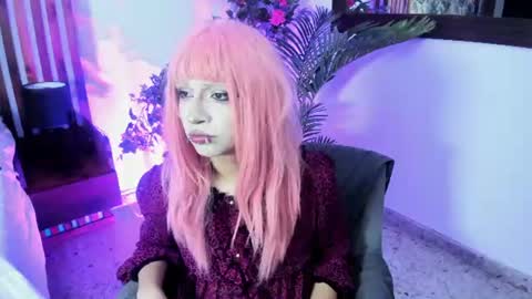 Snapshot of yuri_kay chatting on June 15, 2026, 7:38 pm Yuri Kay online show from June 15, 2026, 7:38 pm